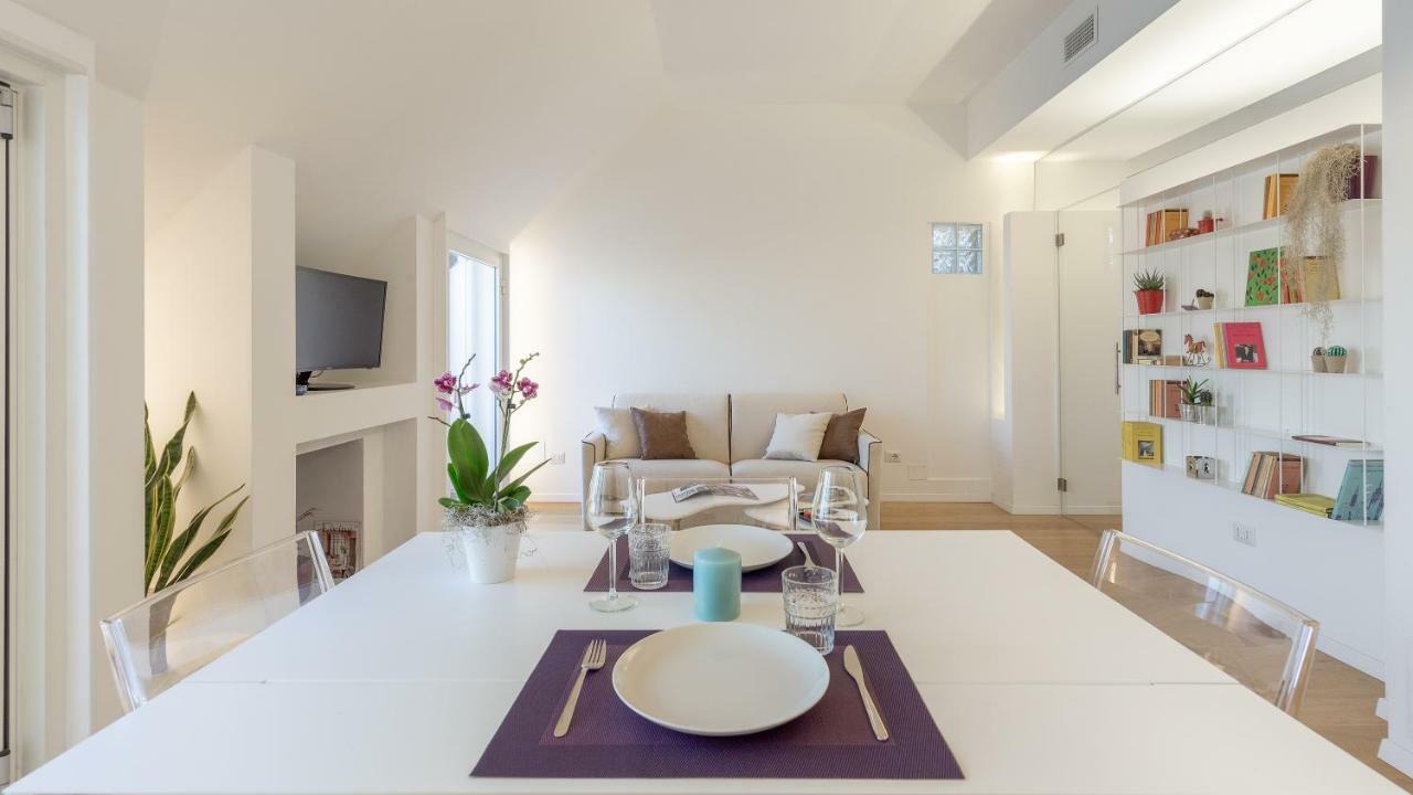 Stunning View Apartment Milano Exterior foto