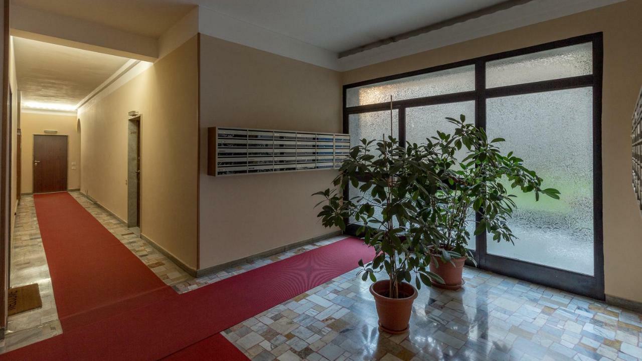 Stunning View Apartment Milano Exterior foto